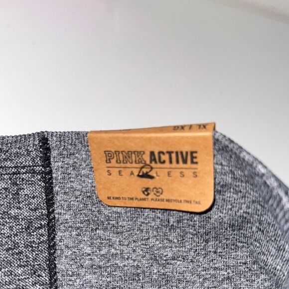 🔥PINK Victoria's Secret Gray Leggings HIGH WAIST
FULL LENGTH LEGGING Sz XL New - Picture 6 of 8